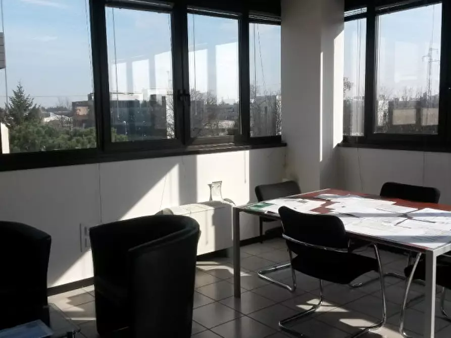 Immagine 2 di Ufficio in affitto  in VIA BURONA a Vimodrone