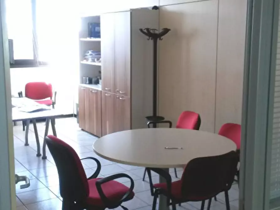 Immagine 6 di Ufficio in affitto  in VIA BURONA a Vimodrone