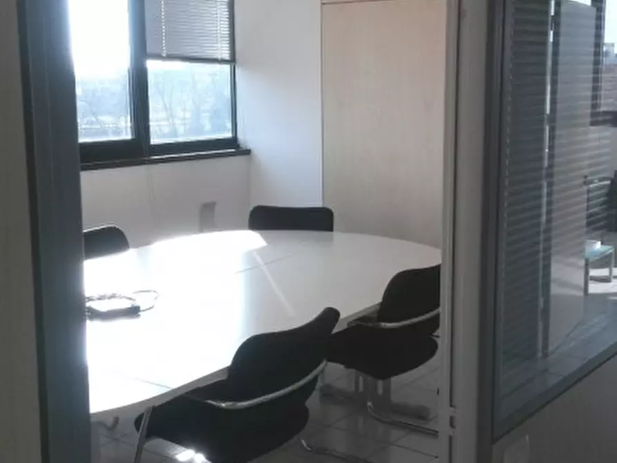 Immagine 14 di Ufficio in affitto  in VIA BURONA a Vimodrone