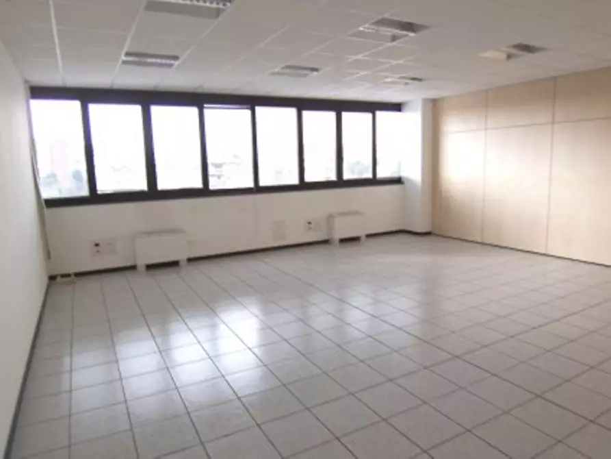 Immagine 17 di Ufficio in affitto  in VIA BURONA a Vimodrone