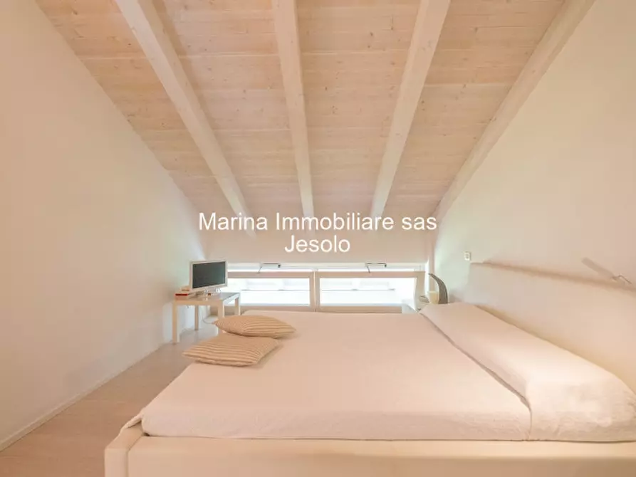 Immagine 25 di Villa in vendita  in via pazienti a Jesolo