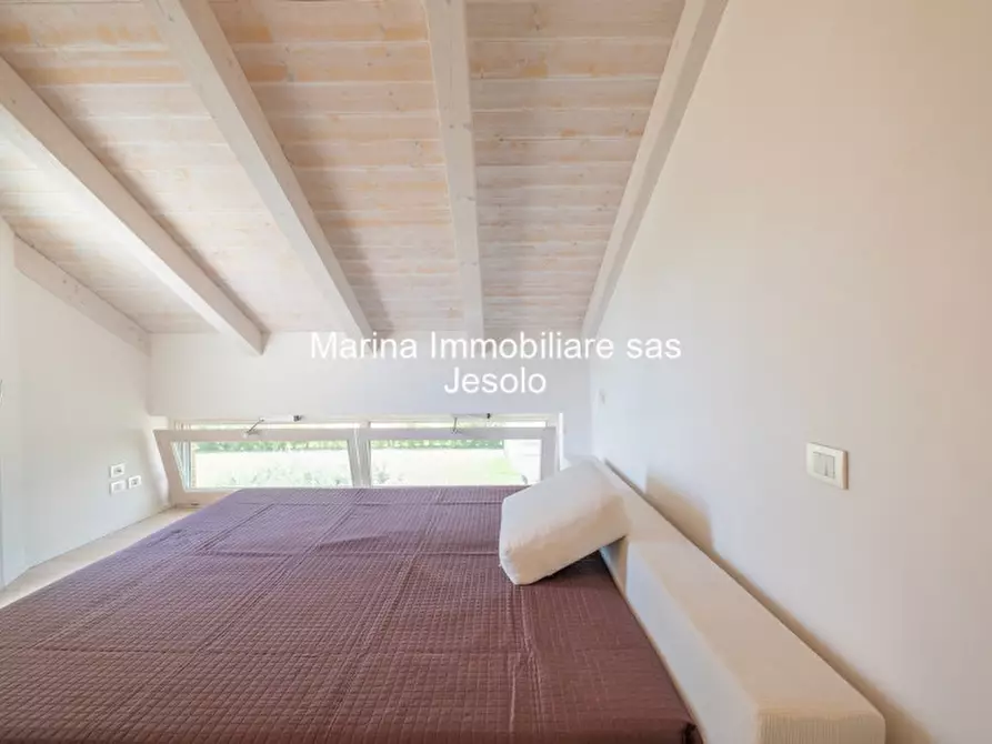 Immagine 36 di Villa in vendita  in via pazienti a Jesolo