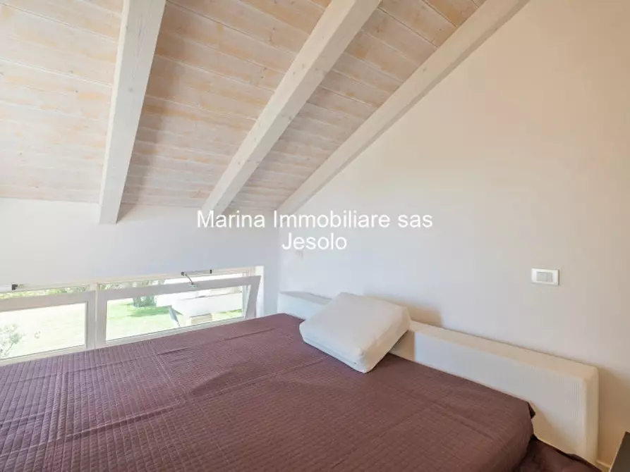 Immagine 37 di Villa in vendita  in via pazienti a Jesolo