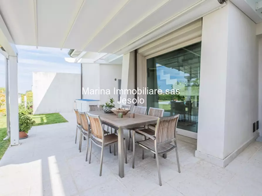 Immagine 42 di Villa in vendita  in via pazienti a Jesolo