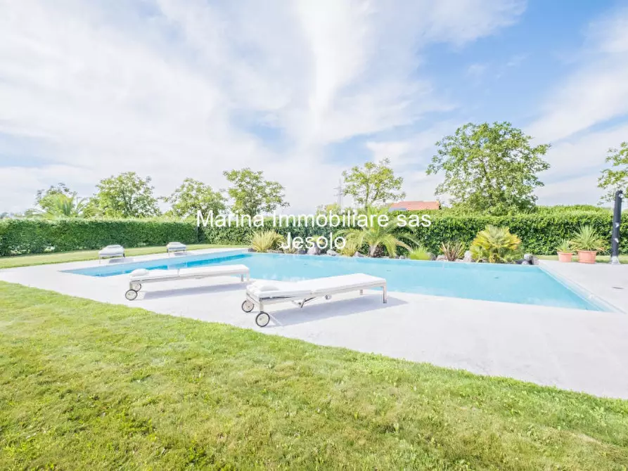 Immagine 51 di Villa in vendita  in via pazienti a Jesolo