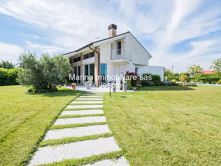 Immagine 53 di Villa in vendita  in via pazienti a Jesolo