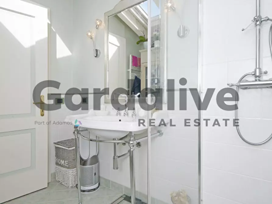 Immagine 23 di Appartamento in vendita  in Via Trevisago, 10 a Soiano Del Lago