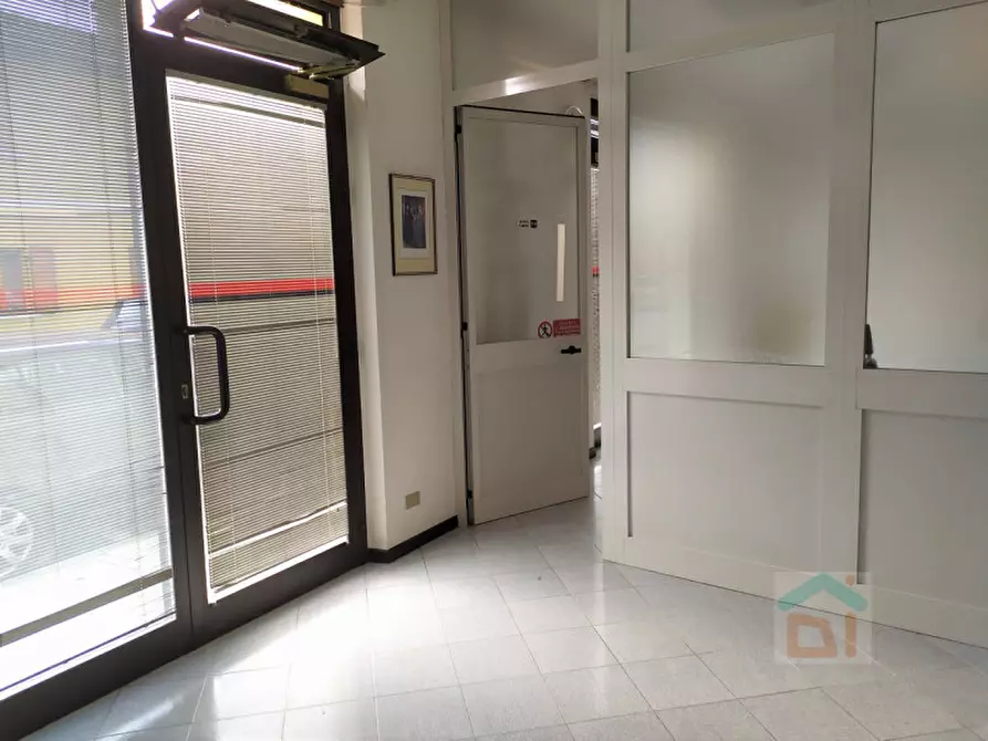 Immagine 20 di Negozio in vendita  in via Mocenigo 2 a Palmanova