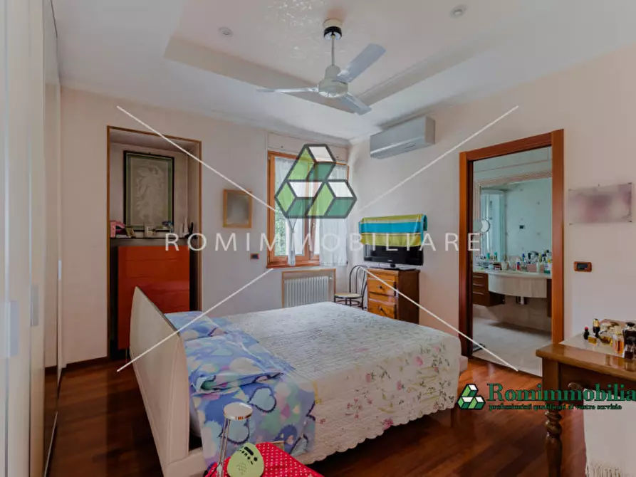 Immagine 4 di Villa in vendita  in Via Pierfranco Bonetti a Roma