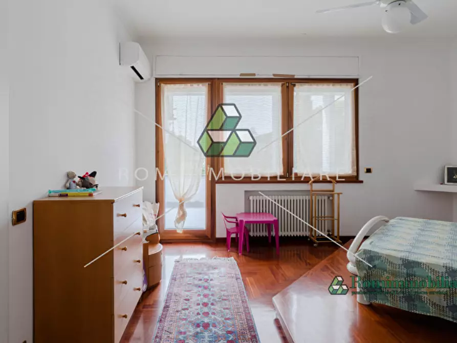 Immagine 10 di Villa in vendita  in Via Pierfranco Bonetti a Roma