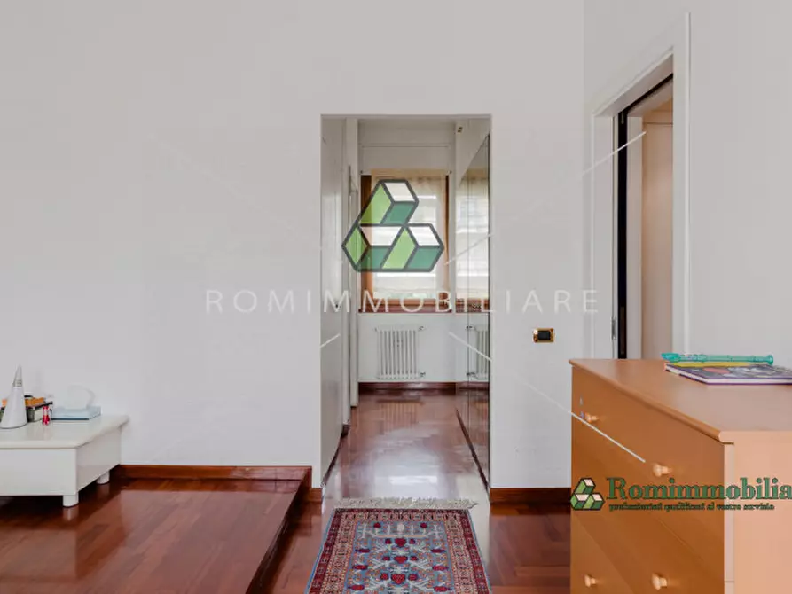 Immagine 11 di Villa in vendita  in Via Pierfranco Bonetti a Roma