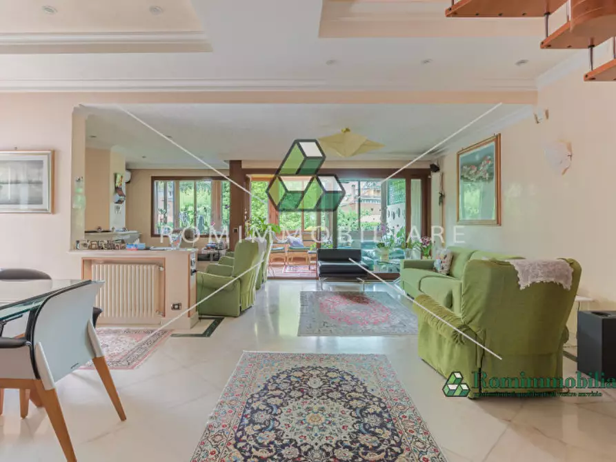 Immagine 26 di Villa in vendita  in Via Pierfranco Bonetti a Roma