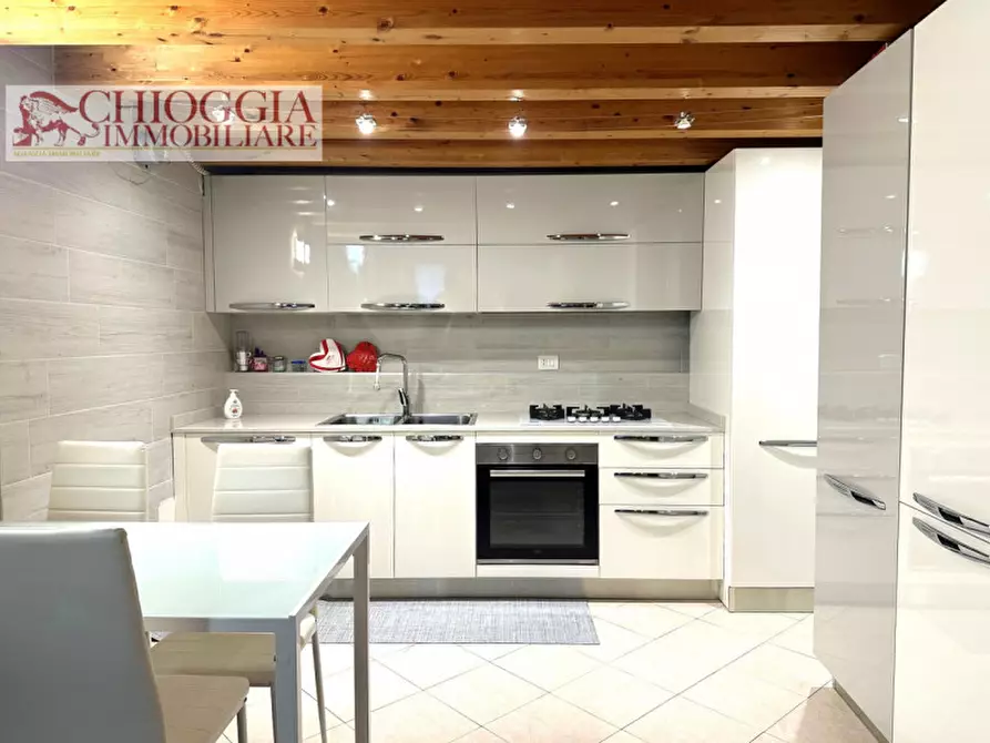 Immagine 5 di Appartamento in vendita  in Calle Vescovi a Chioggia