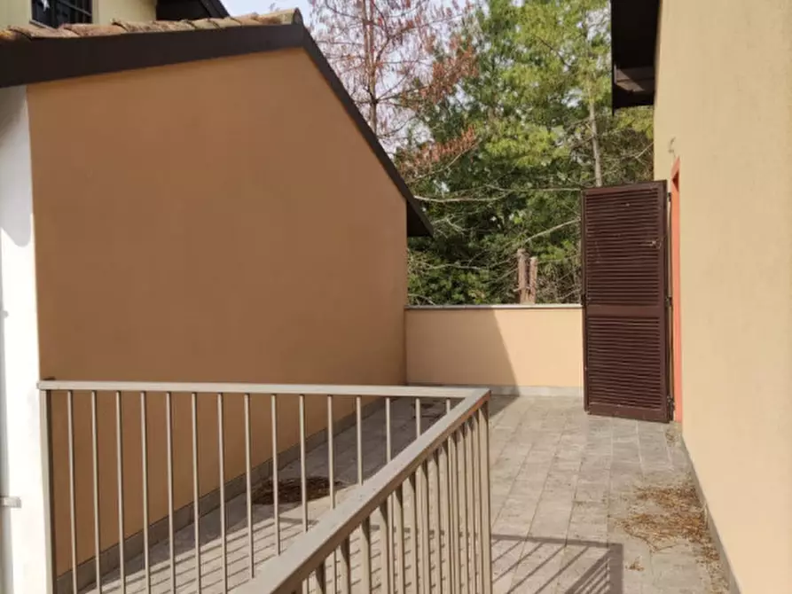 Immagine 25 di Villa in vendita  in via Roma a Castelletto Di Branduzzo