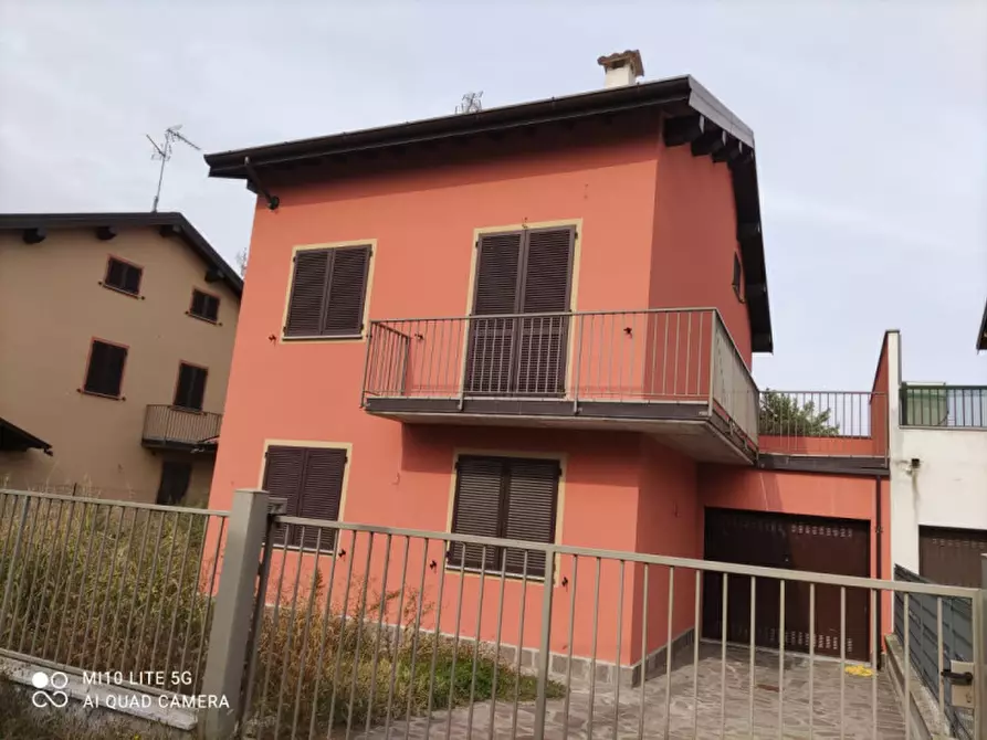 Immagine 6 di Villa in vendita  in via Roma a Bressana Bottarone