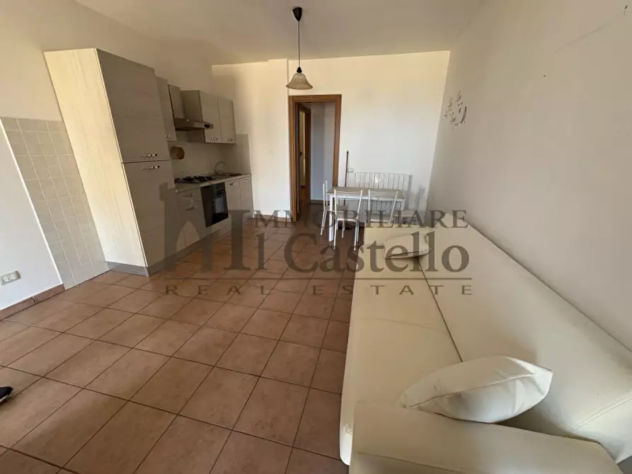 Immagine 2 di Appartamento in vendita  a Castiglione Del Lago