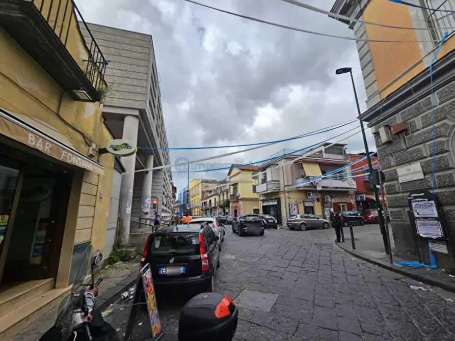 Immagine 3 di Negozio in affitto  in Via Parroco Simeoli a Napoli
