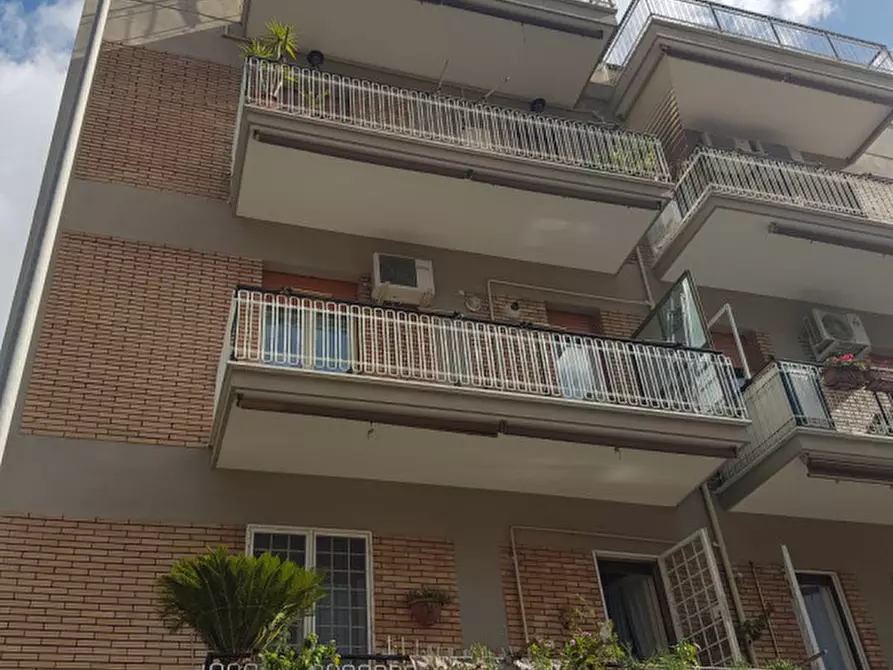 Immagine 1 di Camera in affitto  in via leonardo bianchi a Roma