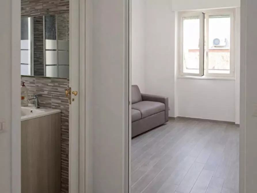 Immagine 6 di Monolocale in vendita  in via di torrevecchia a Roma
