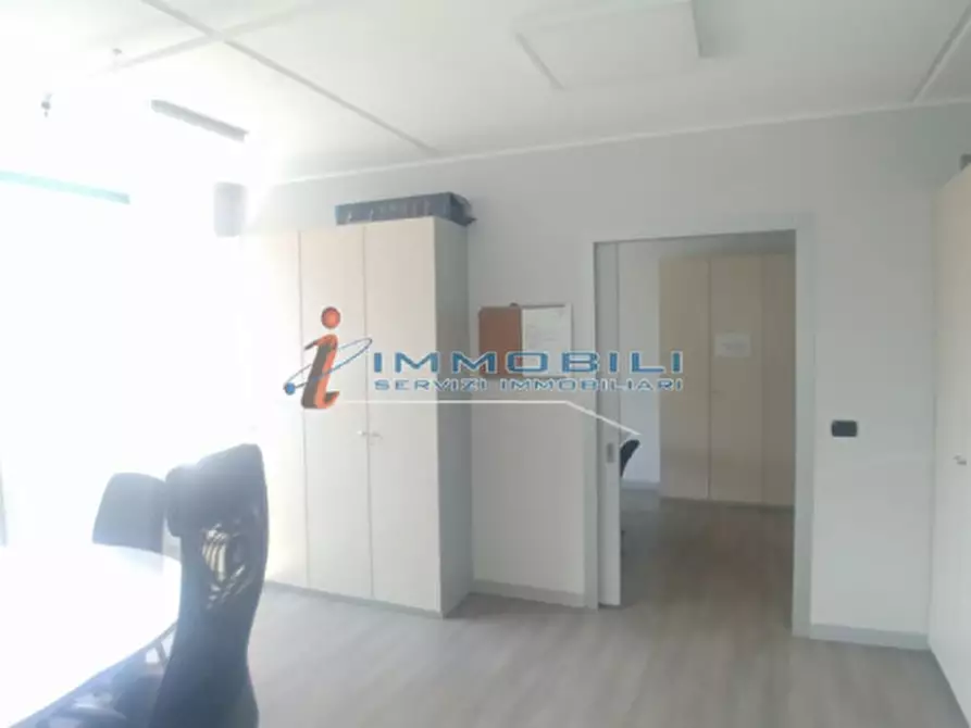 Immagine 23 di Ufficio in affitto  in STRADA 3 a Assago