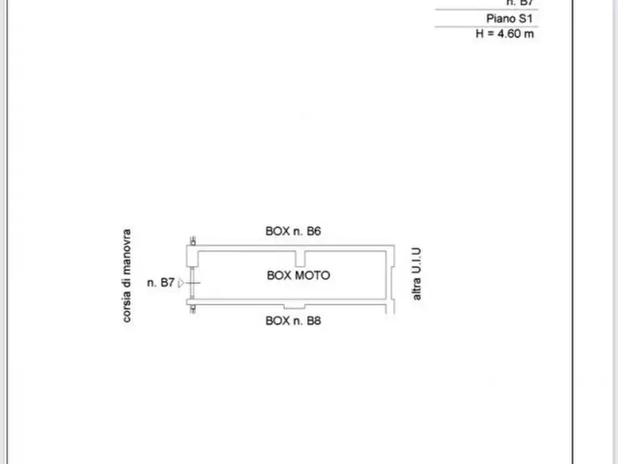 Immagine 10 di Garage in vendita  in Via Roberto Michels a Roma