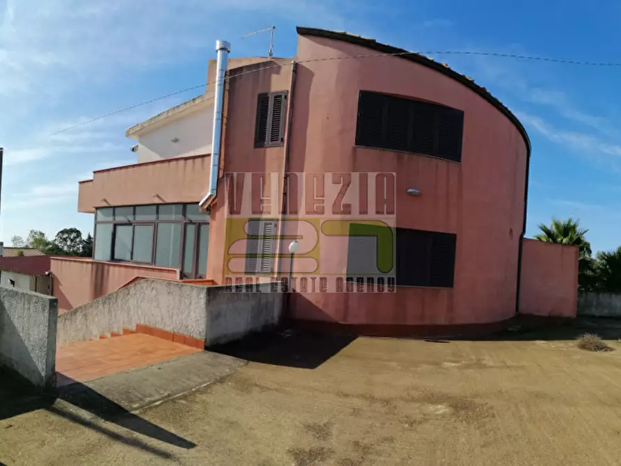 Immagine 4 di Villa in vendita  in Testa dell'Acqua a Noto