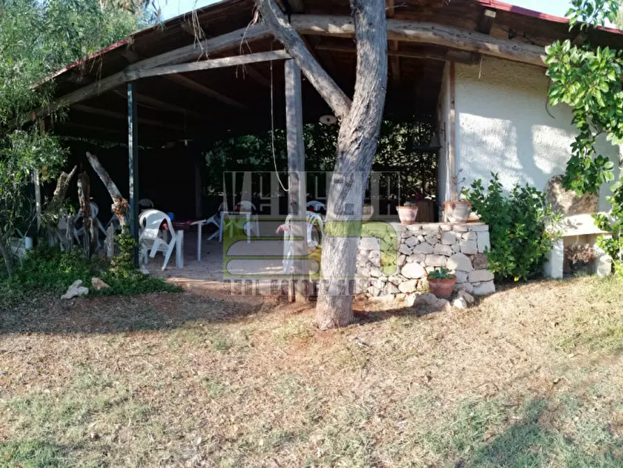 Immagine 10 di Bed & Breakfast in vendita  a Portopalo Di Capo Passero