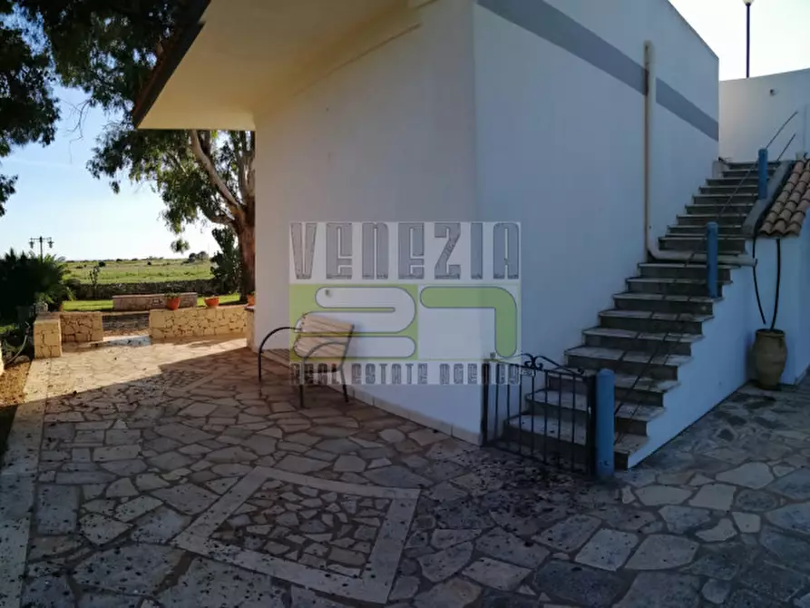 Immagine 22 di Bed & Breakfast in vendita  a Portopalo Di Capo Passero