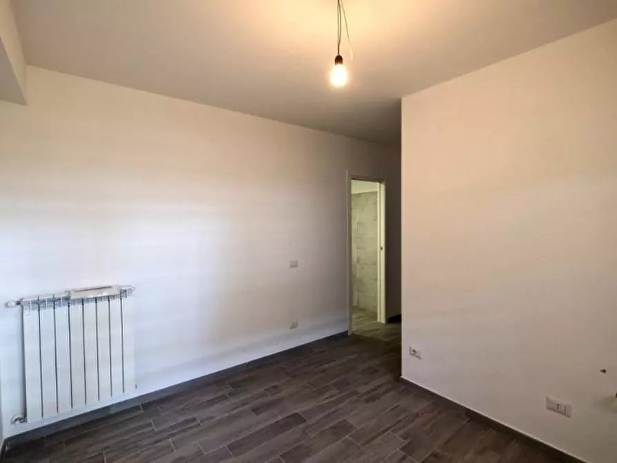 Immagine 12 di Villa in affitto  in via fraconalto a Roma