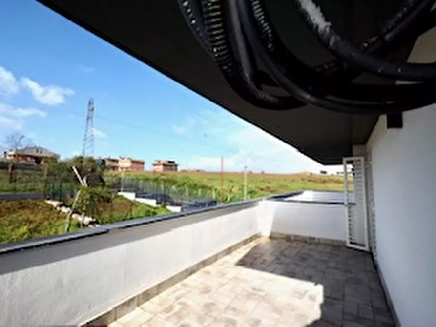 Immagine 14 di Villa in affitto  in via fraconalto a Roma