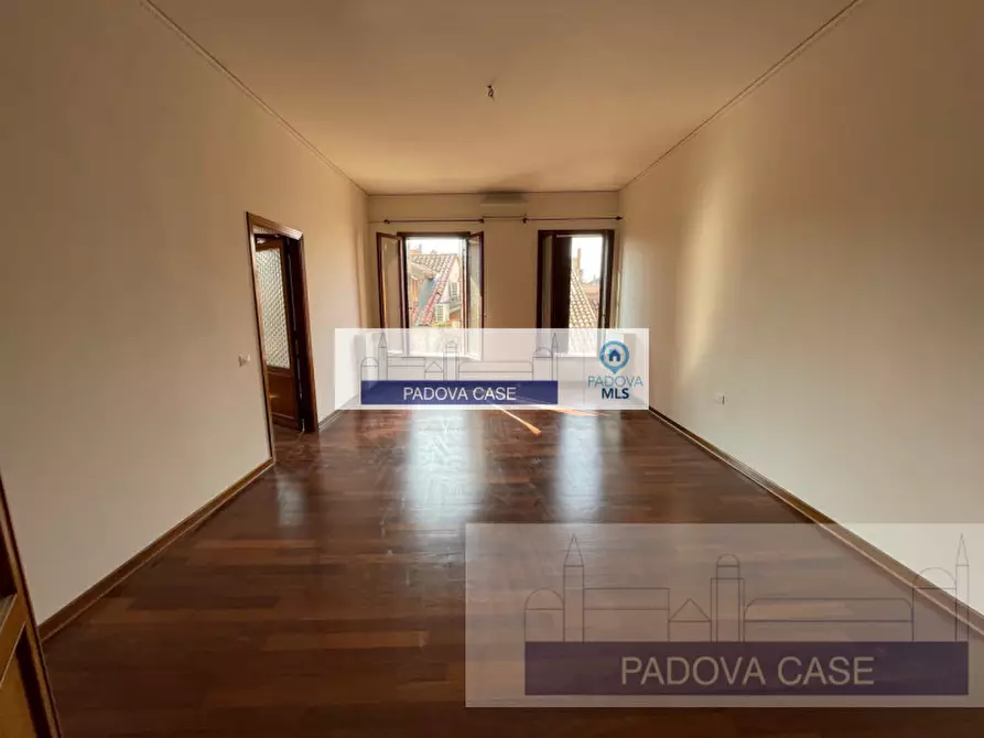 Immagine 1 di Appartamento in affitto  in via cappelli 4 a Padova