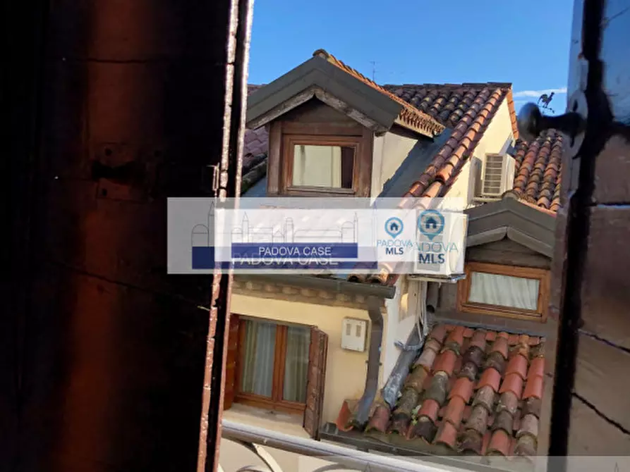 Immagine 10 di Appartamento in affitto  in via cappelli 4 a Padova