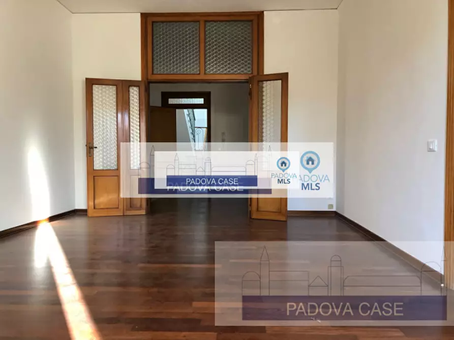 Immagine 14 di Appartamento in affitto  in via cappelli 4 a Padova