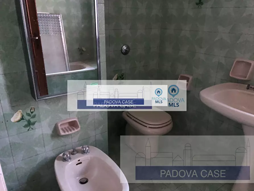 Immagine 16 di Appartamento in affitto  in via cappelli 4 a Padova