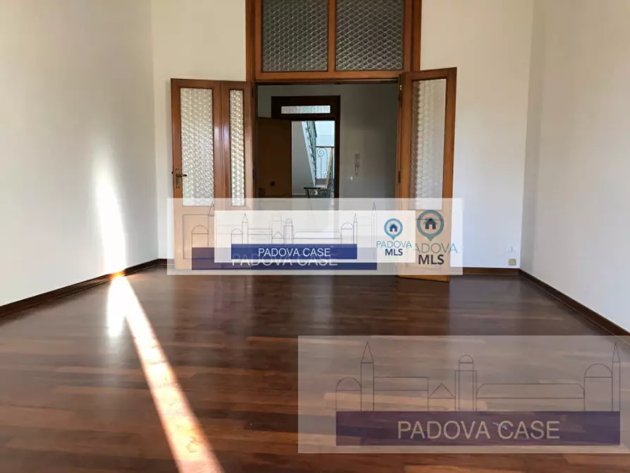 Immagine 18 di Appartamento in affitto  in via cappelli 4 a Padova