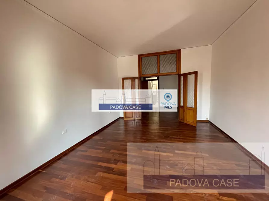 Immagine 20 di Appartamento in affitto  in via cappelli 4 a Padova