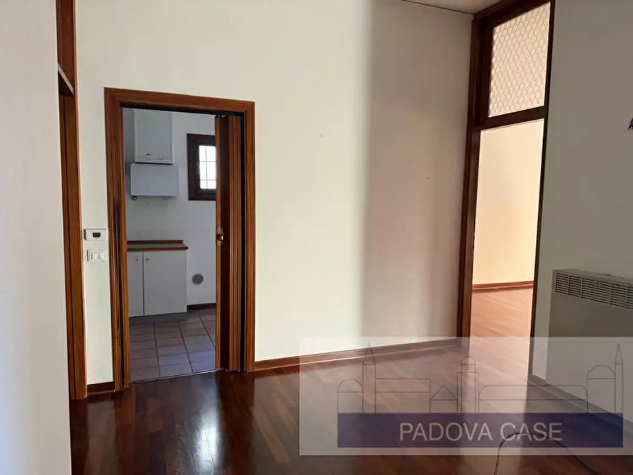 Immagine 38 di Appartamento in affitto  in via cappelli 4 a Padova