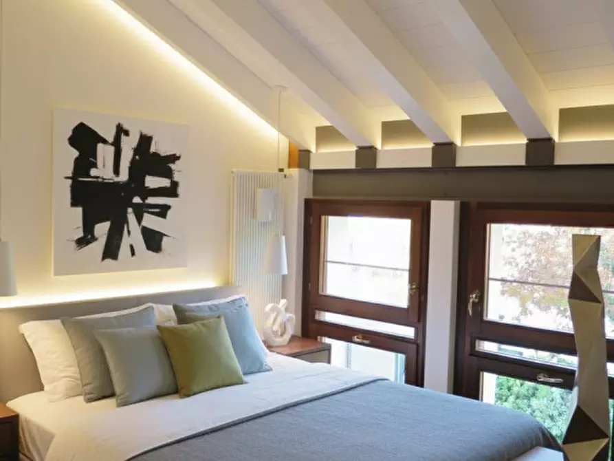 Immagine 3 di Attico in vendita  a Montebelluna