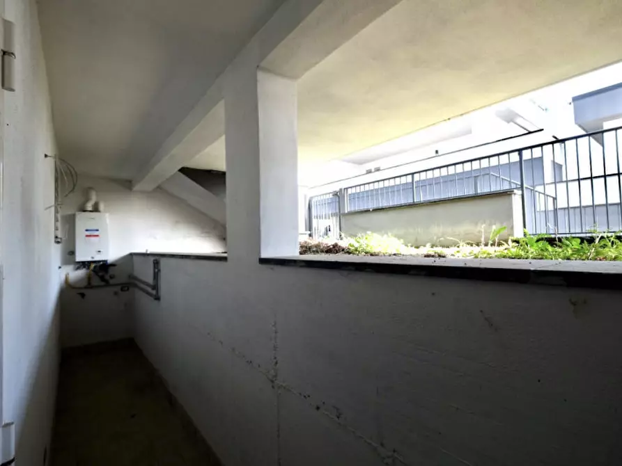 Immagine 22 di Camera in affitto  in via fraconalto a Roma