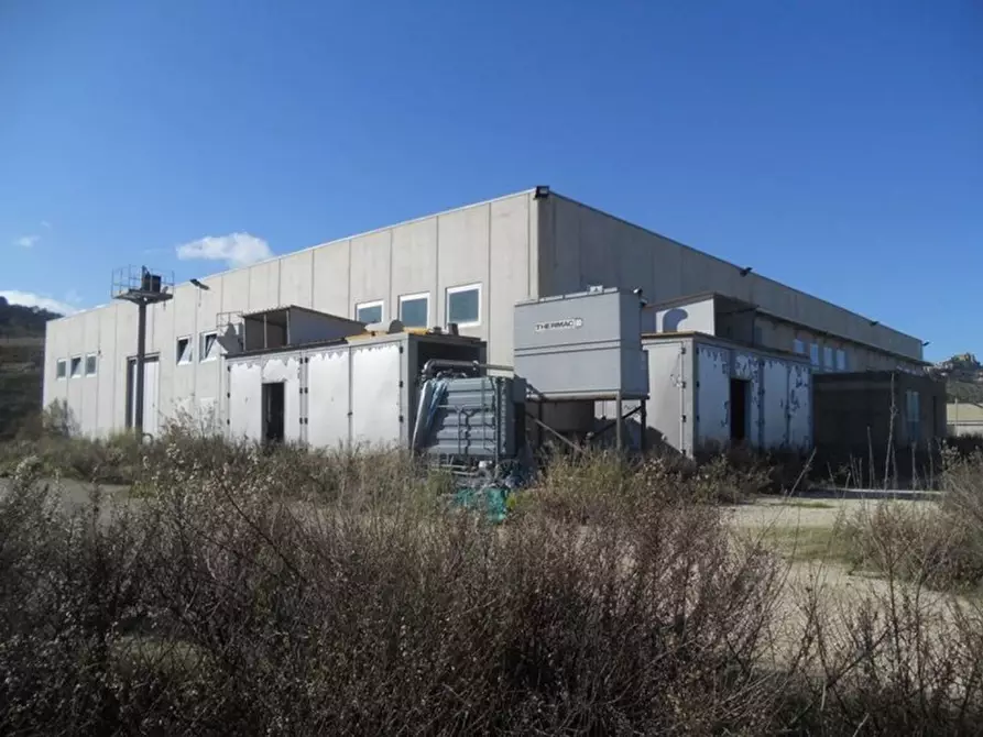 Immagine 1 di Capannone industriale in vendita  in Contrada Piano D'Amato, N. snc a Naro