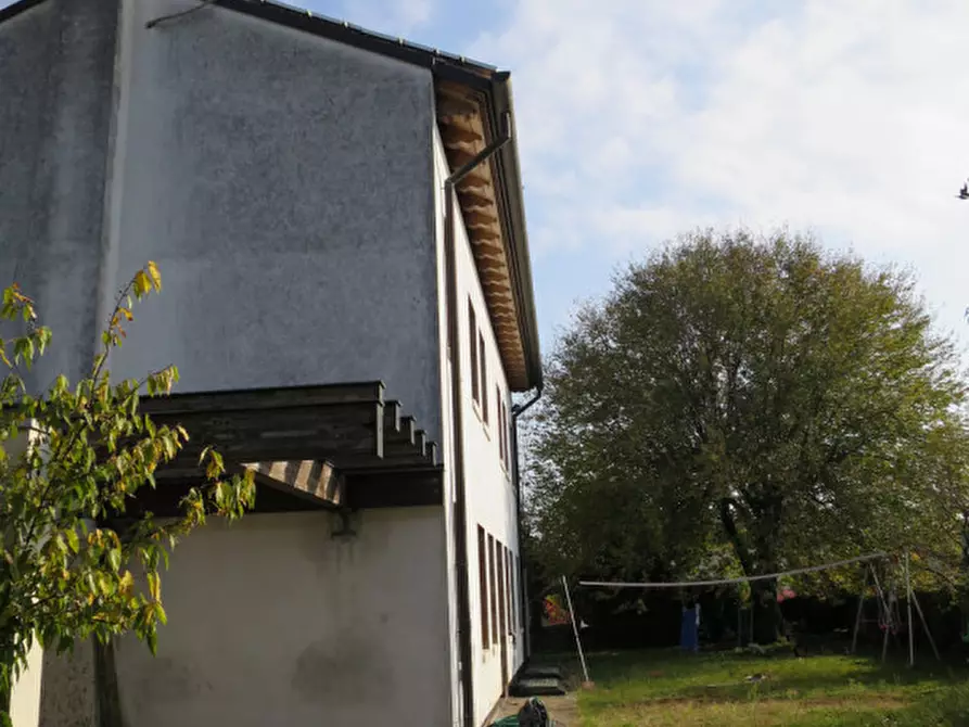 Immagine 6 di Casa bifamiliare in vendita  a Montebelluna
