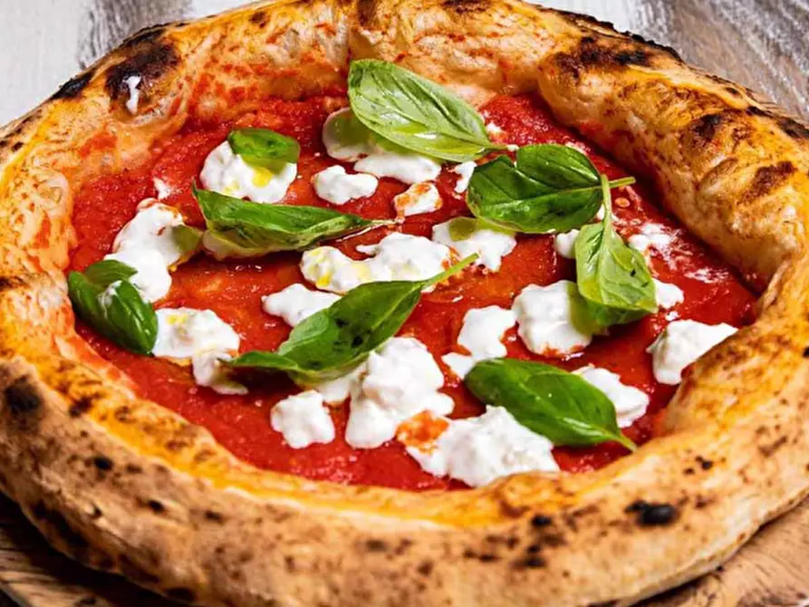 Immagine 5 di Attività commerciale in vendita  a Castelfranco Veneto