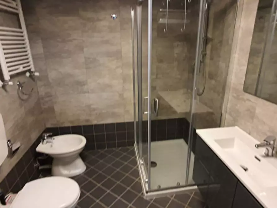 Immagine 12 di Appartamento in affitto  in Via Pignatelli a Napoli