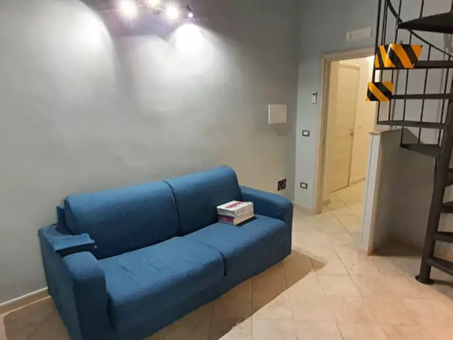 Immagine 19 di Appartamento in affitto  in Via Pignatelli a Napoli