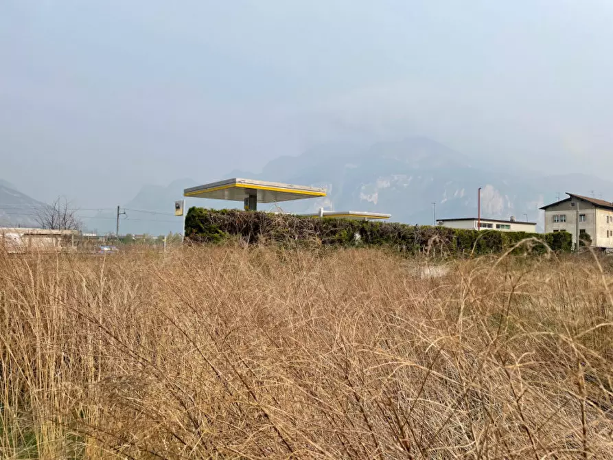 Immagine 12 di Terreno in vendita  in Strada Statale dell'Abetone e del Brennero a San Michele All'adige