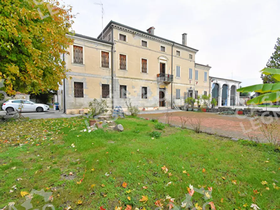 Immagine 1 di Villa in vendita  in Legnago Via Savonarola 12 a Bonavigo
