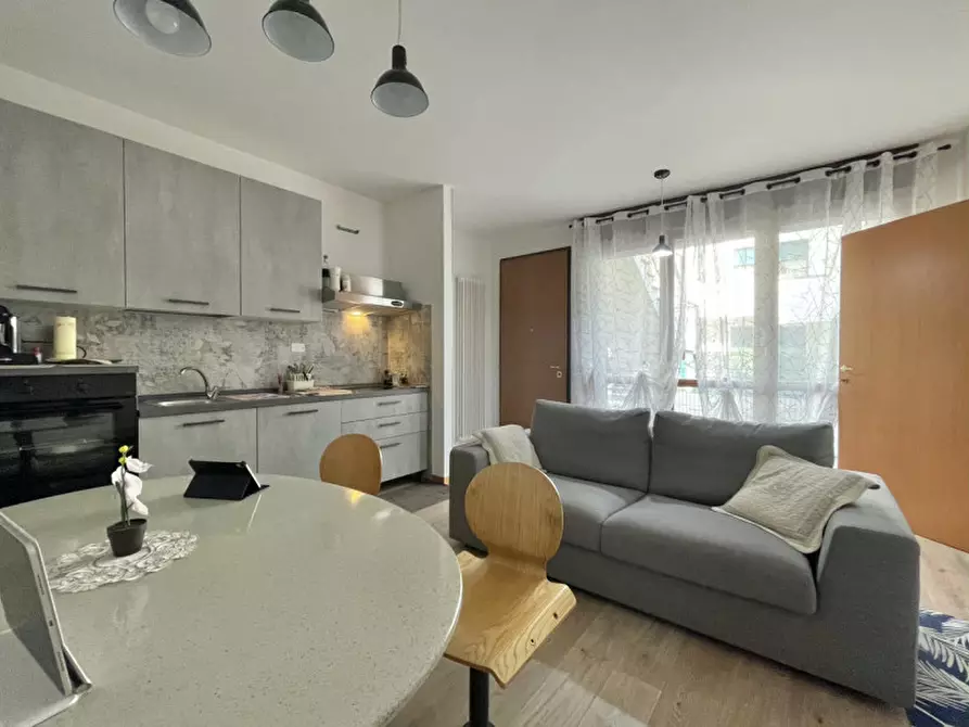 Immagine 1 di Appartamento in vendita  in VIA CUORO a Solesino