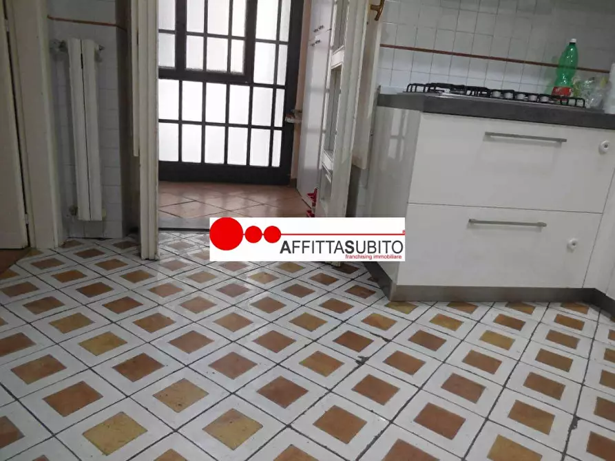 Immagine 15 di Appartamento in affitto  in Via nardones a Napoli