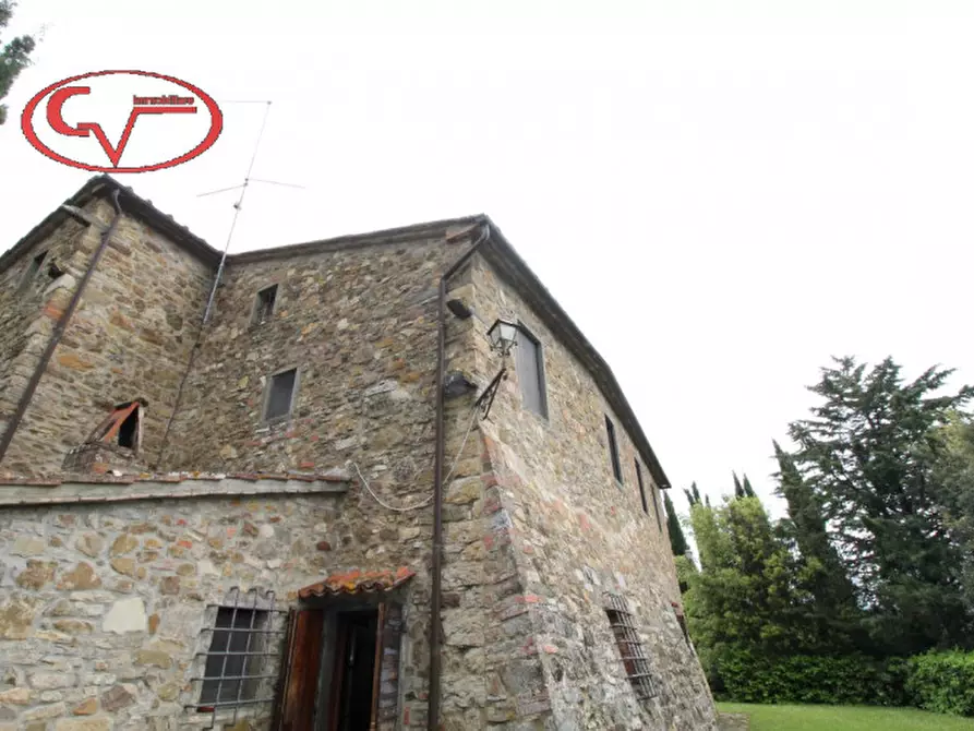 Immagine 9 di Rustico / casale in vendita  a Gaiole In Chianti