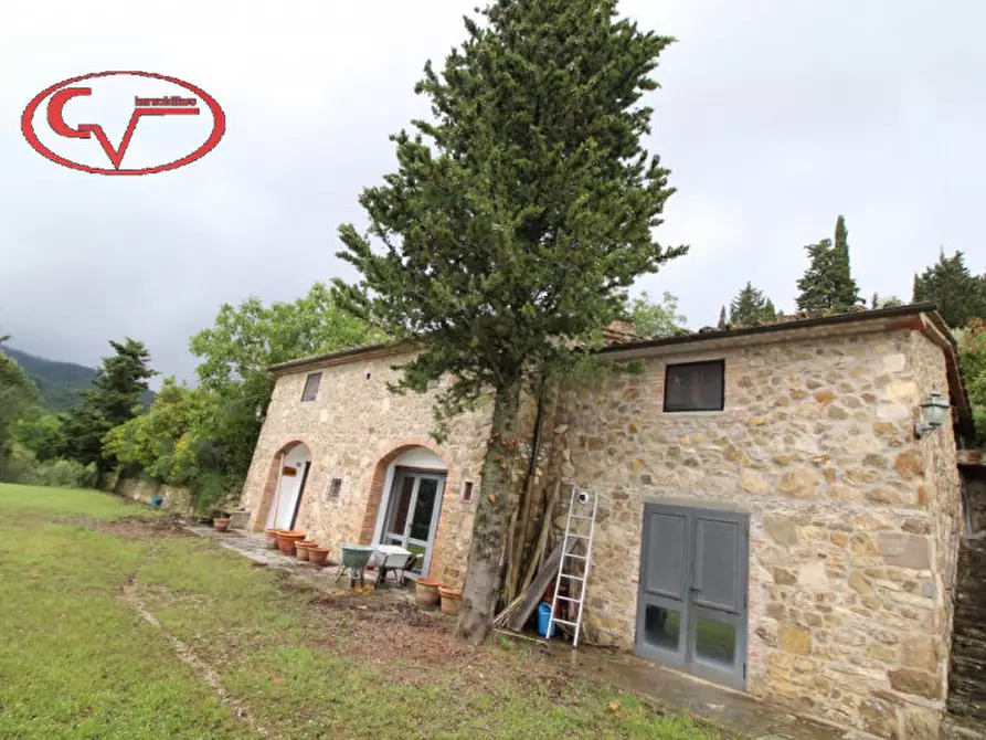 Immagine 11 di Rustico / casale in vendita  a Gaiole In Chianti